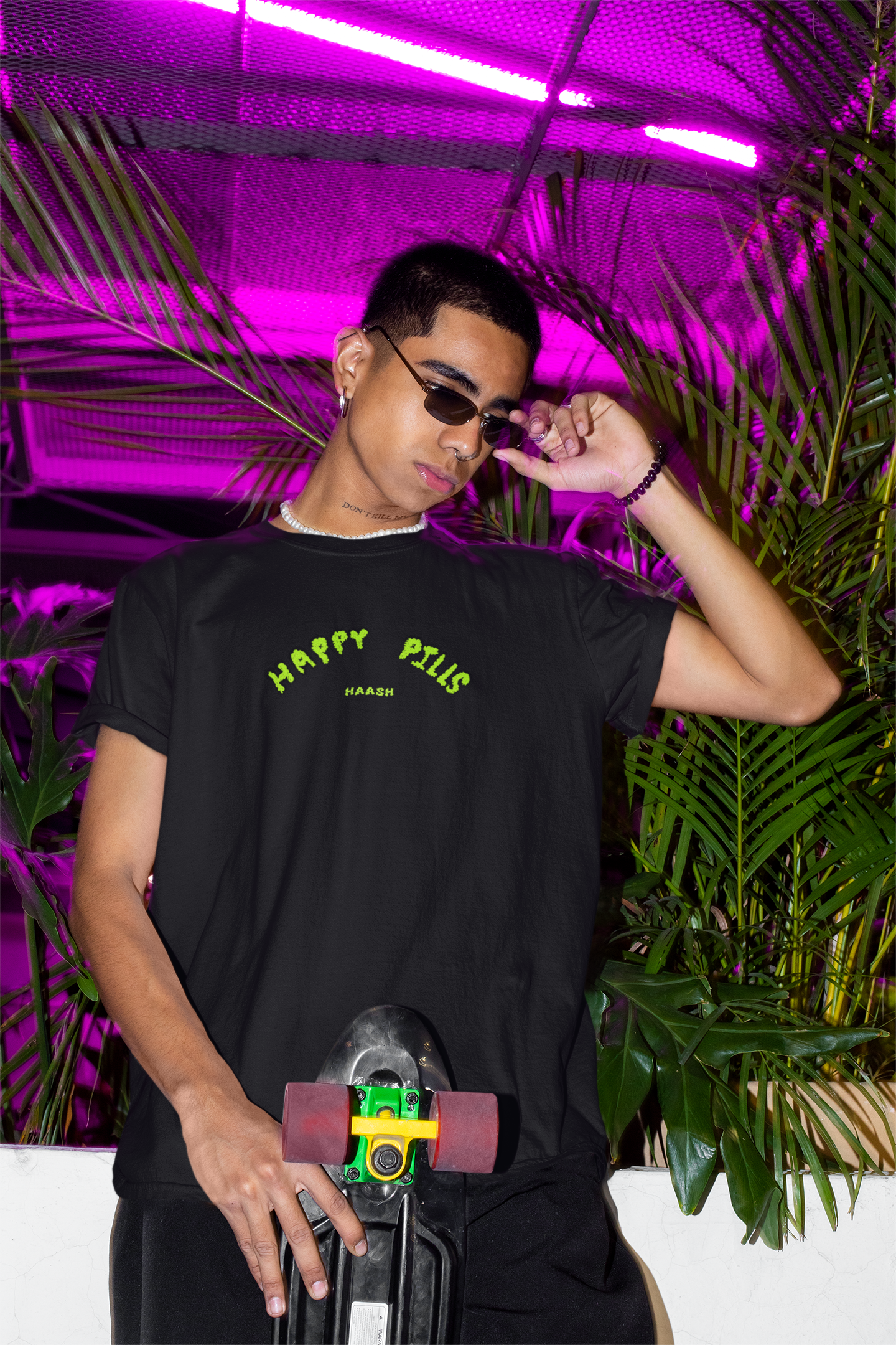 HAPPY PILLS T-SHIRT